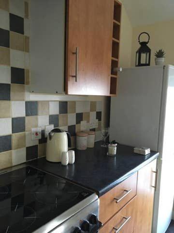 Comfy Stays Swansea Flat 3 Exterior photo